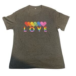 TSHIRT Rainbow Flag Heart LOVE - Size M - Pride Month Gay LGBTQ T-Shirt